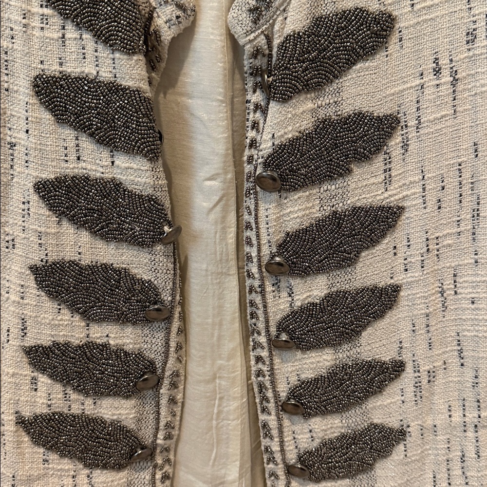Zara Woman Textured Beige and Black Vest - Picture 5 of 5